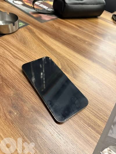 ايفون ١٣ برو ماكس نضيف