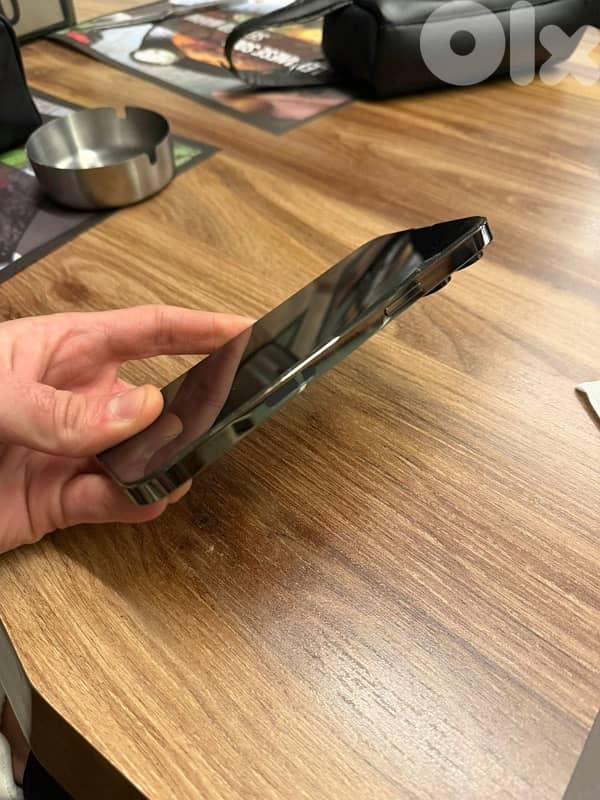 ايفون ١٣ برو ماكس نضيف 2