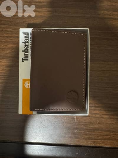 brown timberland wallet