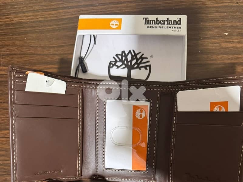 brown timberland wallet 1
