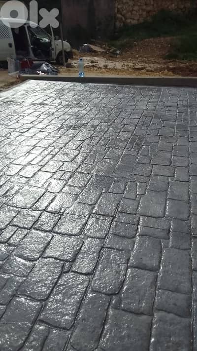 stamped concrete 03112980