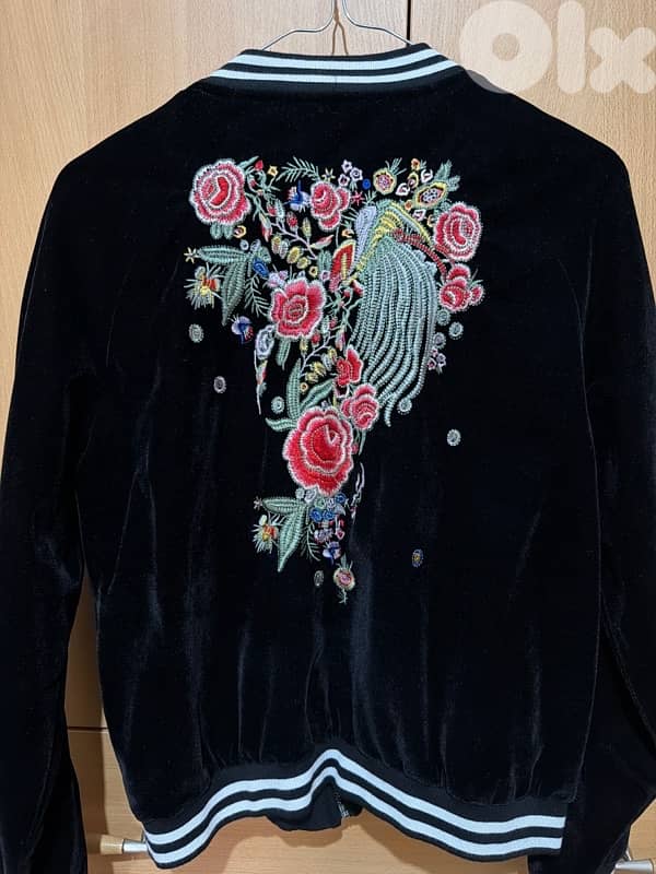 Woman’s Clothes - Excellent Condition 1