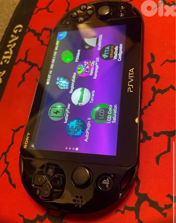 ps vita v2000 ( slim ) 3