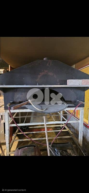 براد لحمة واجهتين وفرن غاز ١٤٠ سم ومكنة شاورما 3