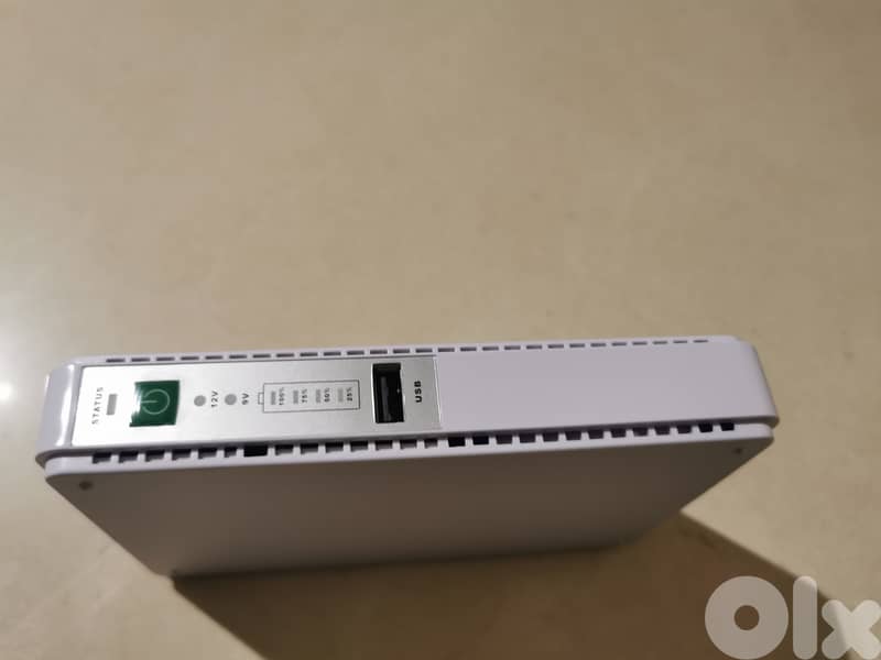 Router/ modem UPS, power bank, battery 3