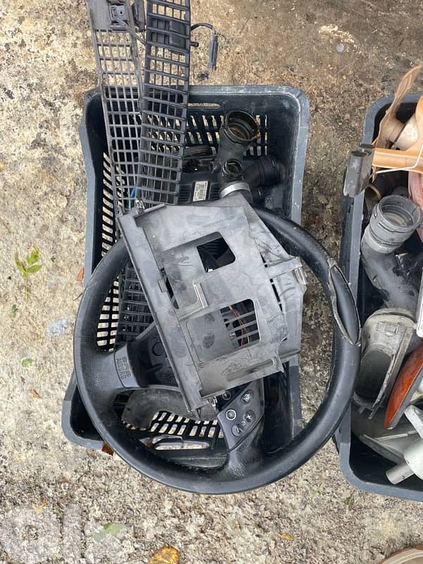 BMW E46 318i Assorted spare parts 1