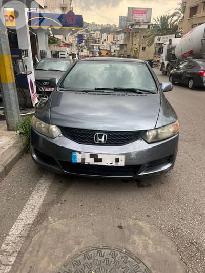 Honda Civic 2009 coupe 0 faults 3al fahes