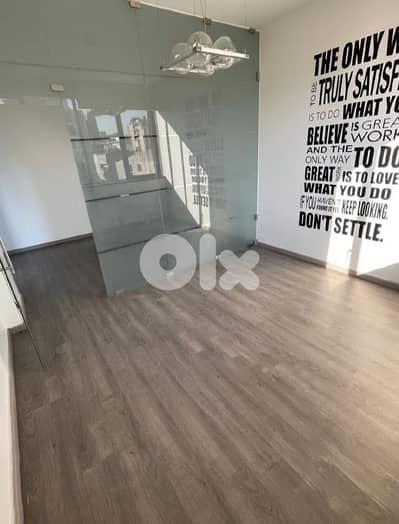 Jdeideh/ Excellent READY Office for Rent 850$ - الجديدة مكتب للإيجار