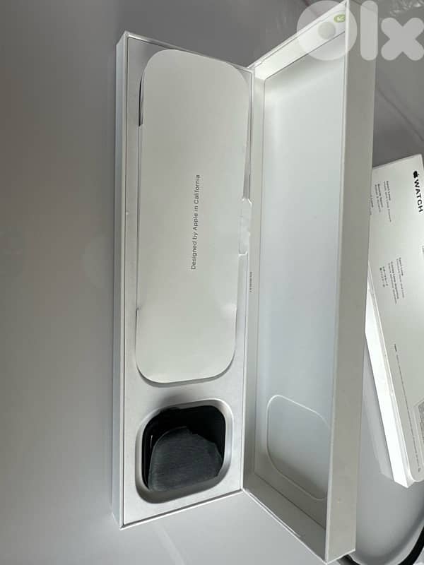 Apple Watch series 9 Designed by Apple in California 1