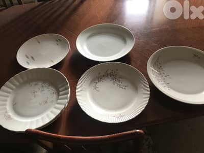 7 pcs large round plates