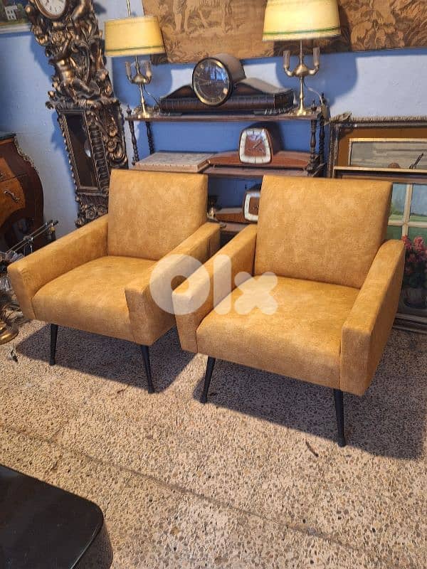 pair of vintage Mid-century 1960 armchairs 6