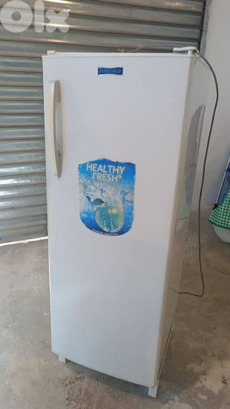 براد صغير مع تلاجة مش بخار 1