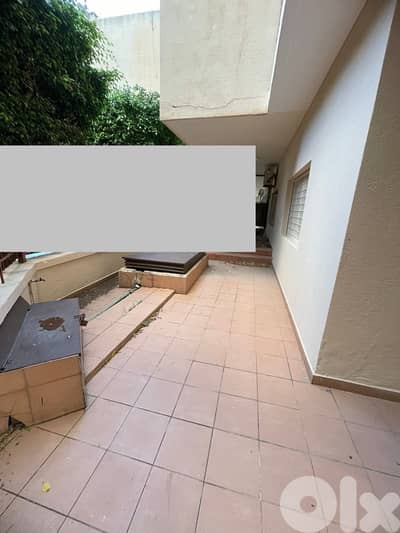 Ground floor Office 160m 5Rooms+100m Terrace Ras Nabaa Beirut