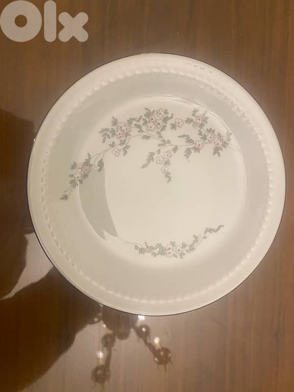 Complete Porcelain tea and coffee set 4