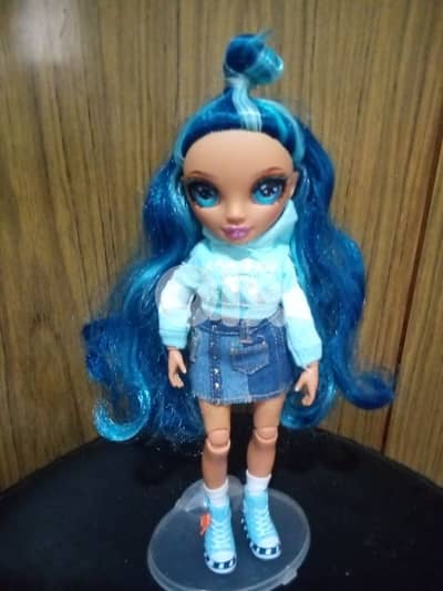 SKYLER BRADSHAW JUNIOR/smaller RAINBOW HIGH posable great doll=37$