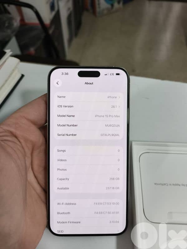 iphone 15 pro max 256gb  silver used 6