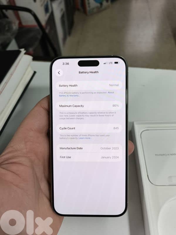 iphone 15 pro max 256gb  silver used 7