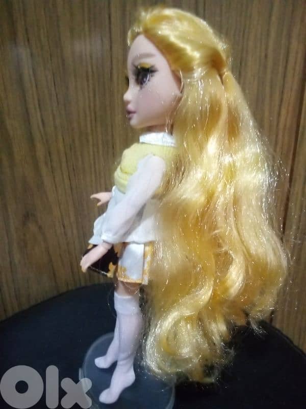 RAINBOW HIGH SHERYL MEYER OMG Still As new Big doll posable wearing=41 4