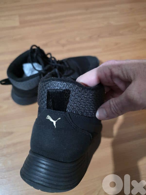 original Puma ankle sneakers size 41 1