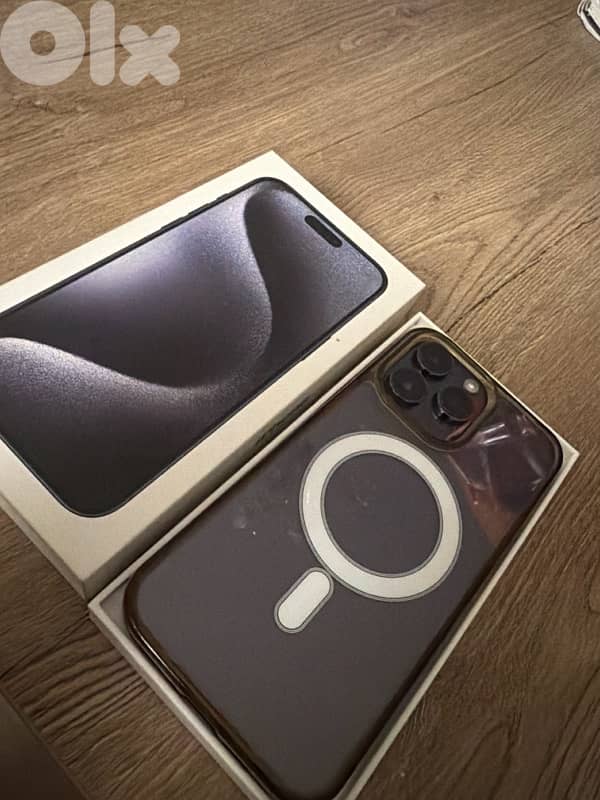 very clean iphone 14 pro max 1