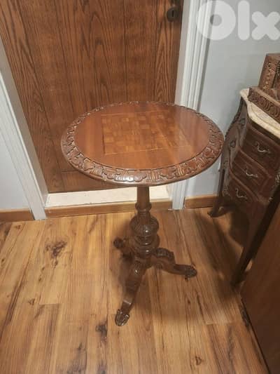table antique