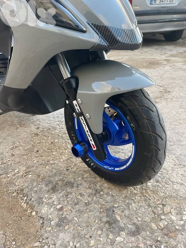 v150 johnway still new 700 kilo 5