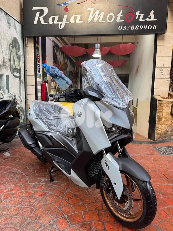 yamaha Xmax 250 Cc okm 2025 4900$ 5