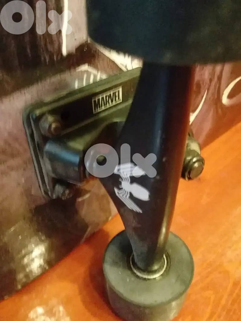 Marvel Venom skateboard by Joerex 2