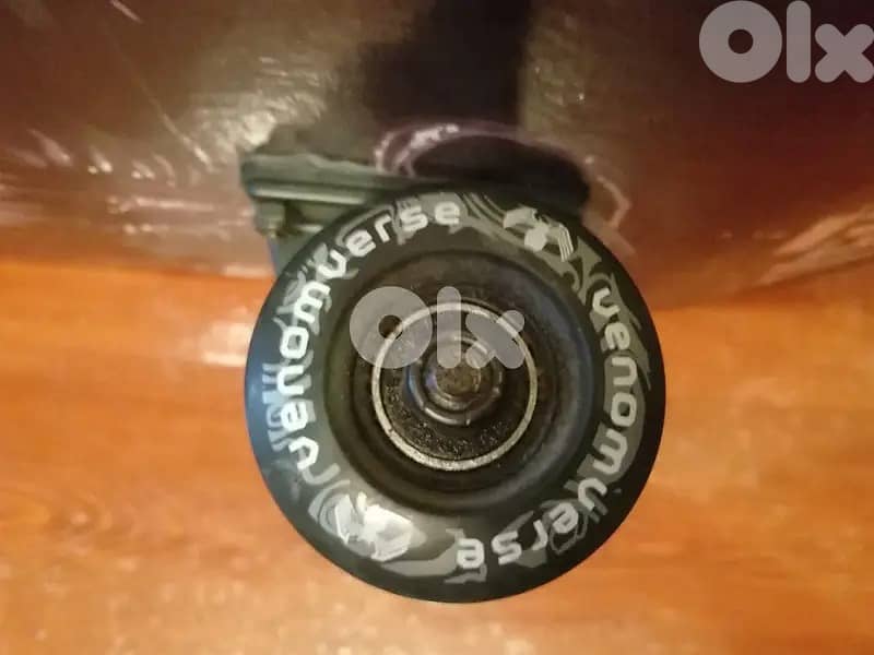 Marvel Venom skateboard by Joerex 5