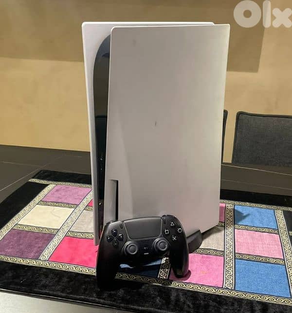 PS5  750 Gb Very Clean + CD GTA 5 for free 1