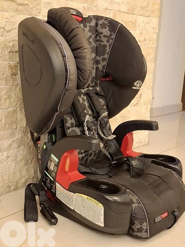 Britax Pinnacle ClickTight Harness-2-Booster Car Seat  /5$delivery 16