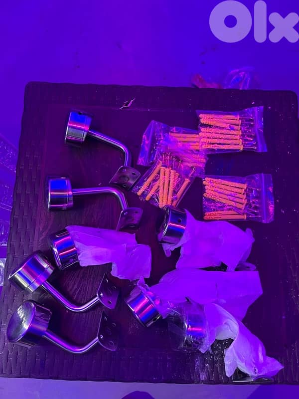 أعمدة أكريليك فاخرة بتأثير فقاعات – طقم 4 قطع 1