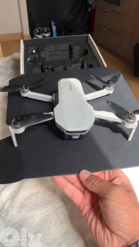 درون Potensic ATOM SE مزوّد بنظام GPS وكامير 1