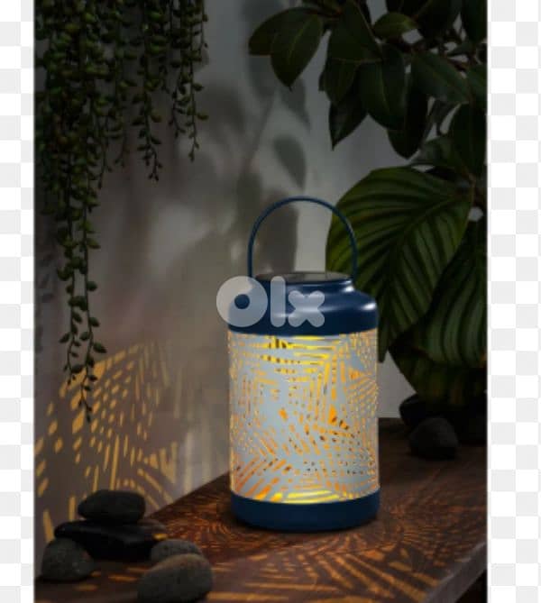 led solar lantern فانوس 1