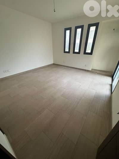 apartment For sale in monteverde شقة للبيع في منتيفردي