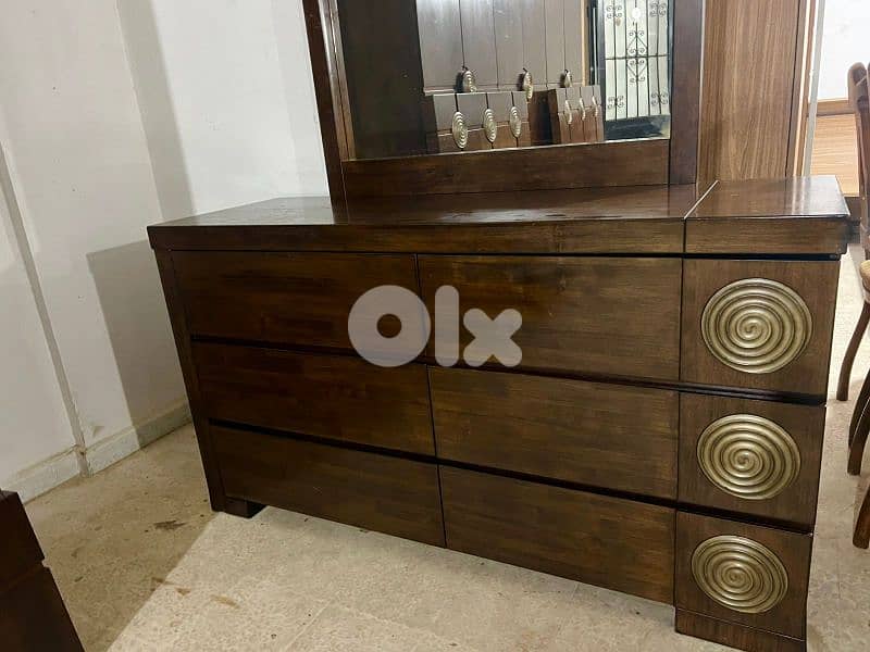 اوضة نوم تختين كتير مرتبة 9