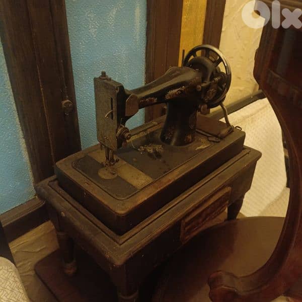 مجموعة مميزة من الأنتيك 8