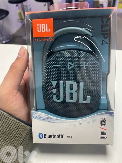 JBL Clip 4