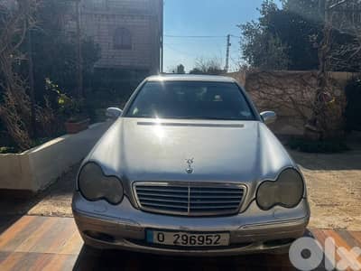 Mercedes-Benz C-Class 2002
