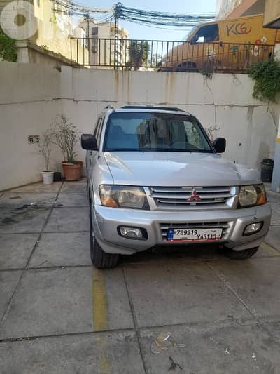 ميتسوبيشي مونتيرو 2001