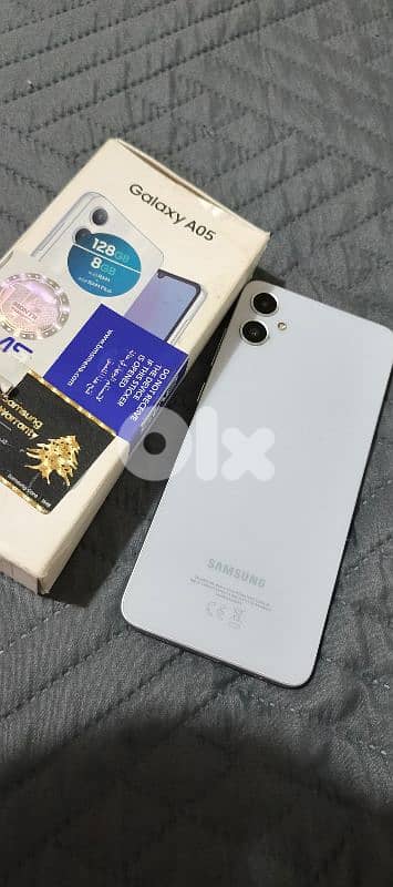 A05 8 ram 128 تلفون كتير نضيف في شويت جروحه علا الشاشاه  بيع او تبديل