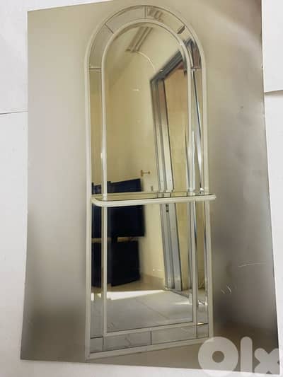 Italian mirror console