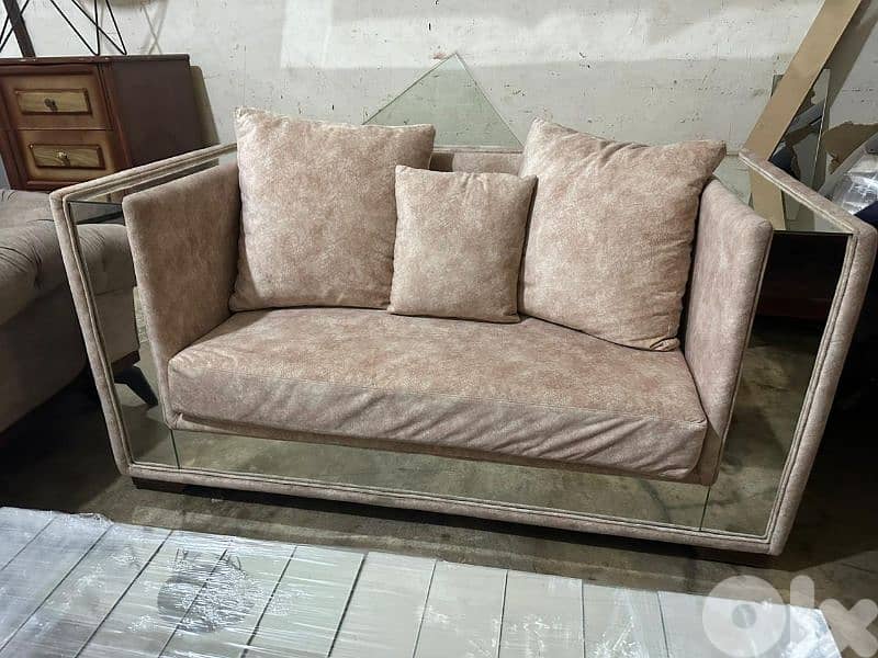 طقم كنبايات شغل توصاية خشب بوندي اسفنج إكسترا مع طاولة شبه جديد 2