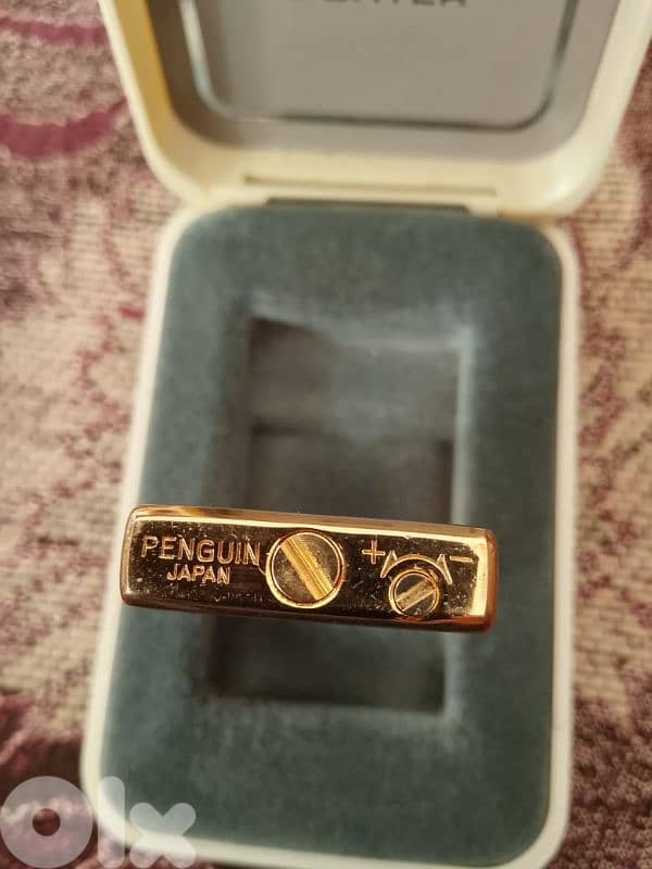 VINTAGE LIGHTER JAPANE PENGUIN 1