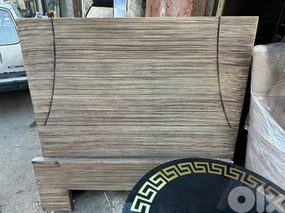 تخت 120 سم مع فرشة كتير نظاف وجداد