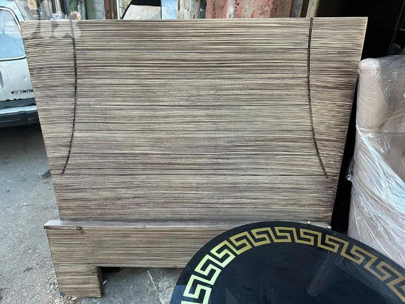 تخت 120 سم مع فرشة كتير نظاف وجداد 3