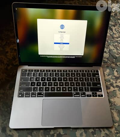 MacBook Air 13" / 16GB / 1TB SSD / LIKE NEW