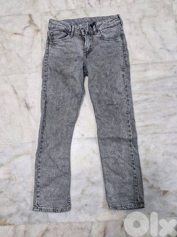 بناطلين جينز مستعمل ماركة عمر ٩ ١٠ 1