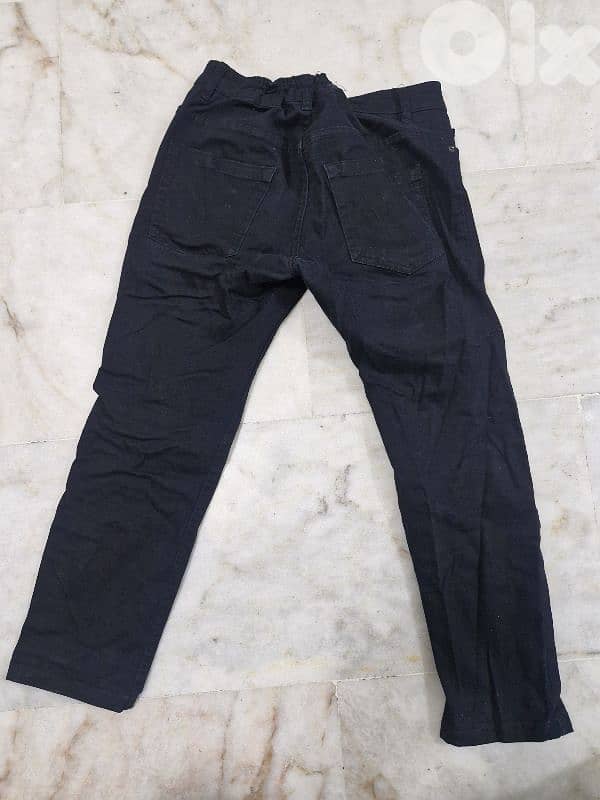 بناطلين جينز مستعمل ماركة عمر ٩ ١٠ 11
