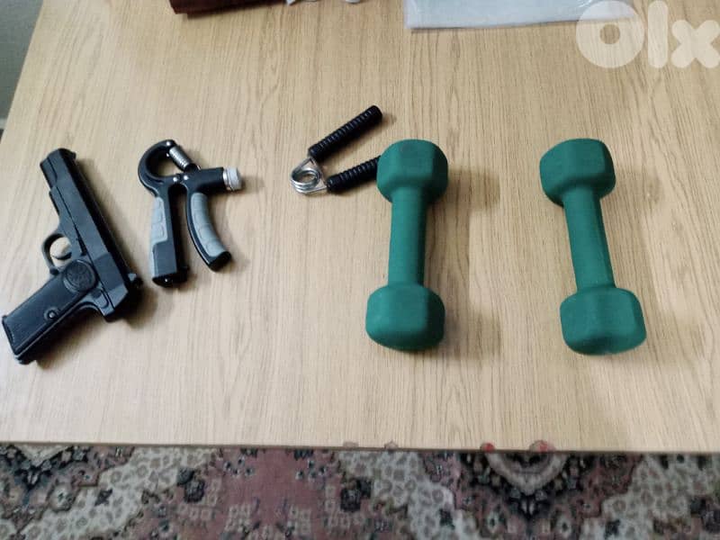 bodybuilding equipments 55 dollar 1